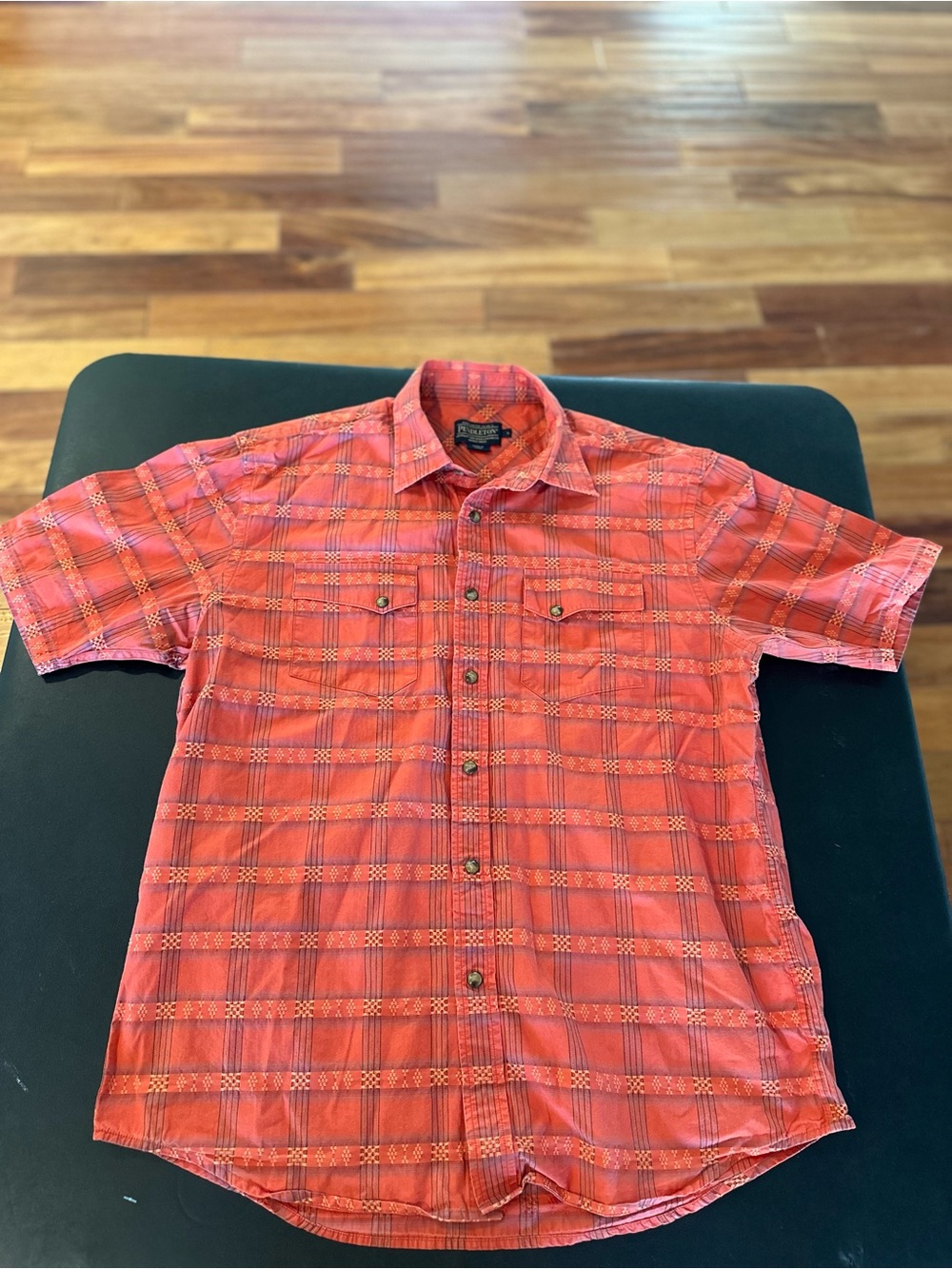 Pendleton Woolen Mills Men's Short-Sleeve Orange Plaid Button-Up Shirt Large